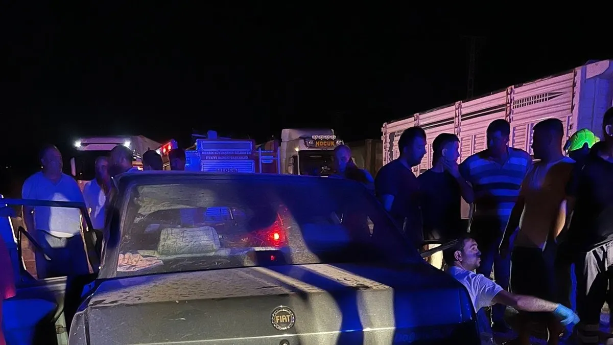 Tarsus’ta feci kaza! 2 ölü 1 yaralı