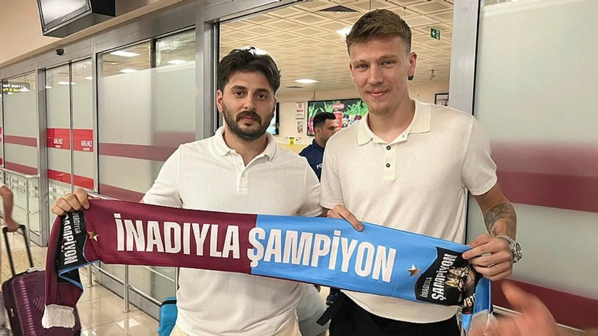 Trabzonspor’un yeni transferi Serdar Saatçı, şehre geldi
